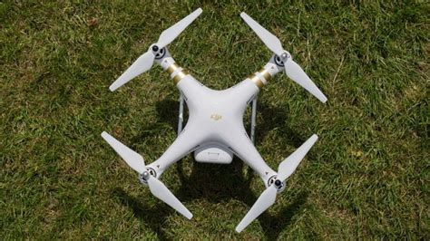 dji phantom  professional review djis  gen drone takes flying    level dji