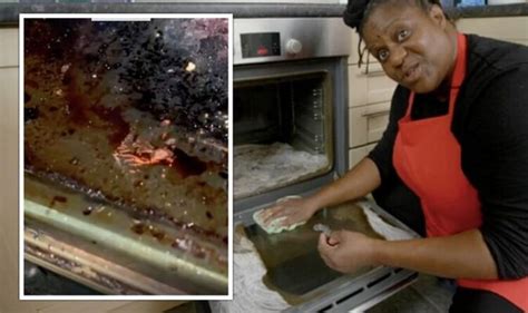 cleaning clean it fix it s maxine dwyer shared how to clean an oven