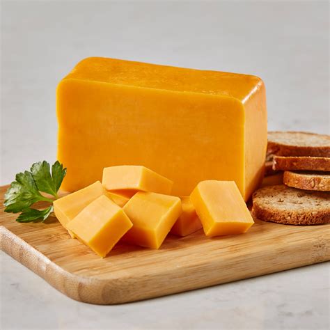 medium cheddar cheese oz rons wisconsin cheese