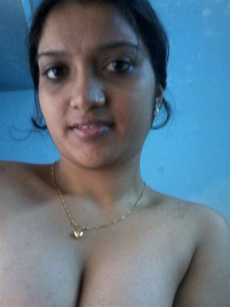 pretty desi milfs and teens provocative photo collection