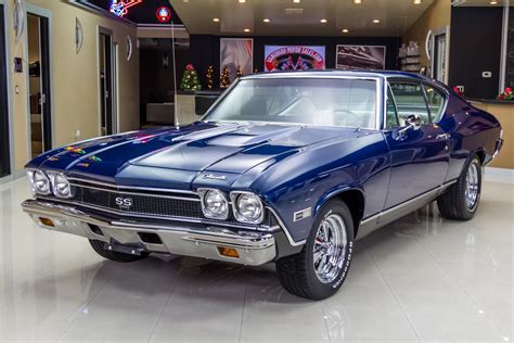 chevrolet chevelle classic cars  sale michigan muscle  cars vanguard motor sales