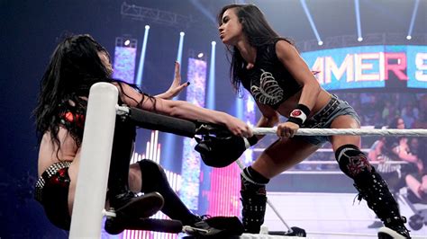 Aj Lee Vs Paige Divas Championship Match At Wwe