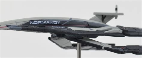 Collector S Cabinet Mass Effect Normandy Sr 1 Ship
