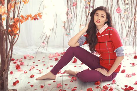 liza soberano hd wallpapers in hottest images