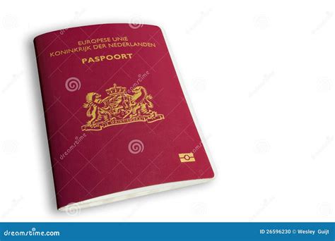 nederlands paspoort op wit stock foto beeld