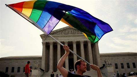 Supreme Court Extends Gay Marriage Nationwide