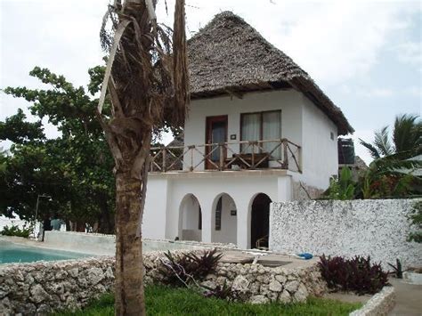 cool bungalows picture  coral rock zanzibar jambiani tripadvisor