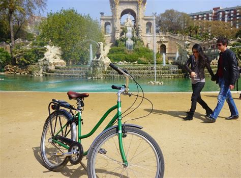 fietsen huren  barcelona ontdek de stad op je eigen tempo met baja bikes