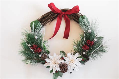 christmas wreath holiday wreath vine wreath handmade wreath front