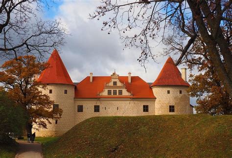 Замки в латвии 89 фото