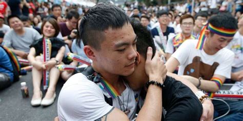 the people of taiwan just voted to reject gay marriage in