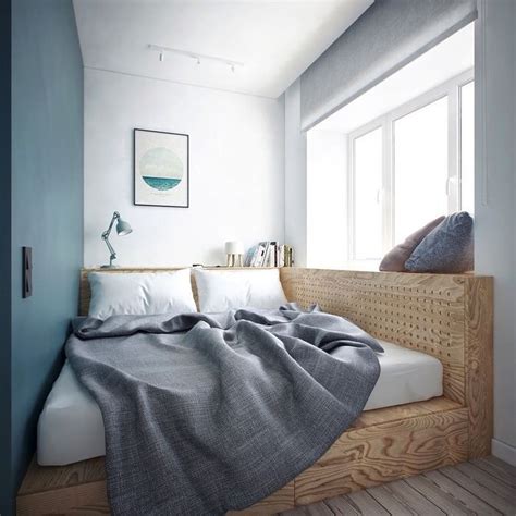 dank podestbett entsteht eine sitzecke  fenster blaues schlafzimmer