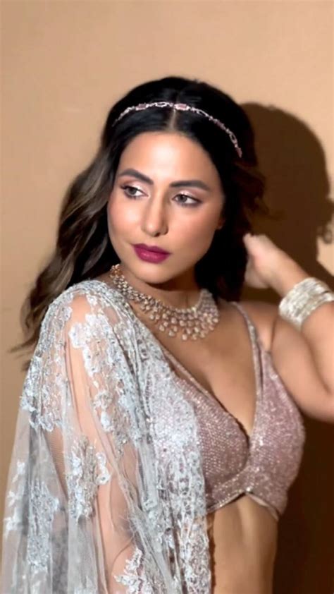 Hina Khan Flaunts Hotness With Traditional Look Looks Killer In Deep