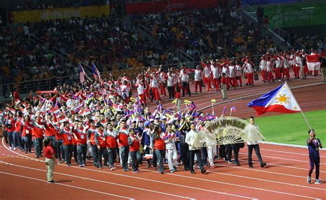 athletes treated   spectacle  sea games  officially ends inquirer sports