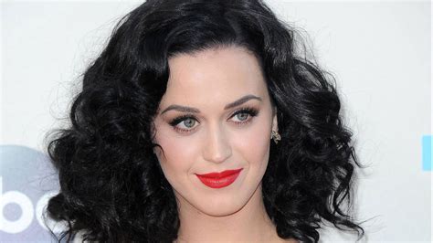 is katy perry gay cumshot brushes