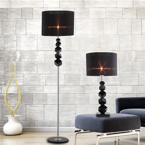 New European Luxury Creative Modern Black Crystal Table Lamp Bedroom
