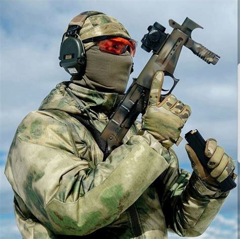 spetnaz operator  sr mveresksubmachine gun military gear