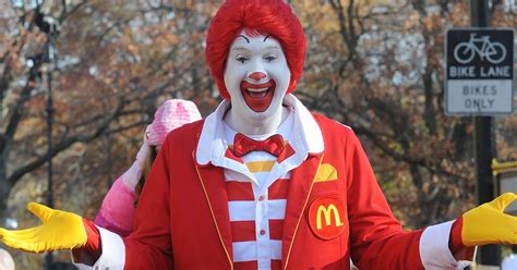 mcdonalds benches ronald mcdonald   creepy clown trend passes