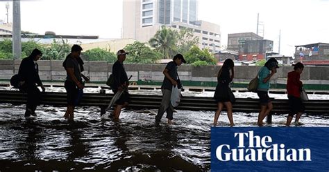 Floods In The Philippines In Pictures World News The Guardian