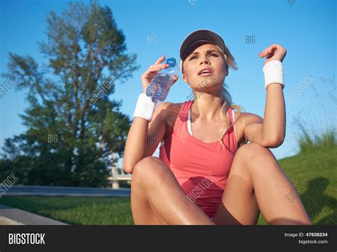 Sexy Fitness Girl Image And Photo Free Trial Bigstock