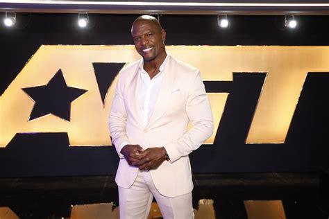 ranking terry crews s best ‘america s got talent outfits