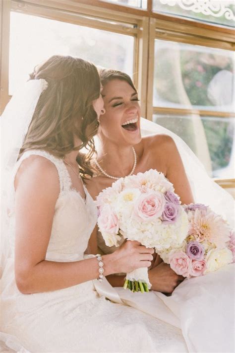26 joyful wedding photos the world needs to see right now