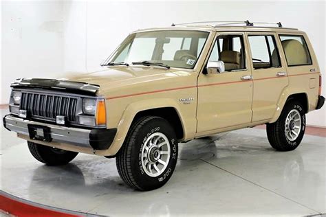cared   jeep cherokee  fresh paint  wd