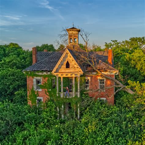 abandoned  victorian mansion ohio urbex  occupied