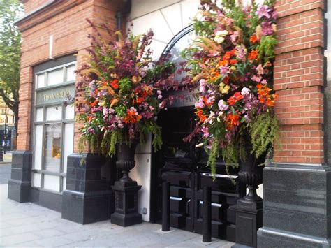 sloane square shops experience  floral fashion bomb