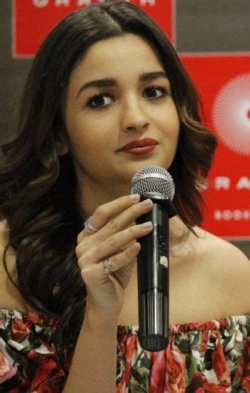 alia free mobile wallpaper latest android iphone