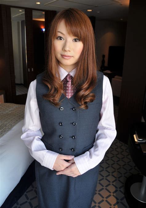 yuri nakahara wearing formal clothes for the office