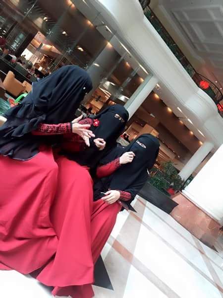 munaqabbah in red abaya with niqab hijablove in 2019 niqab fashion muslim hijab niqab