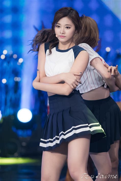 Tzuyu Kpics