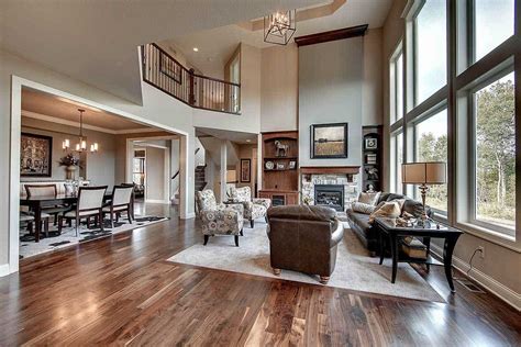 story craftsman home   amazing open concept floor plan