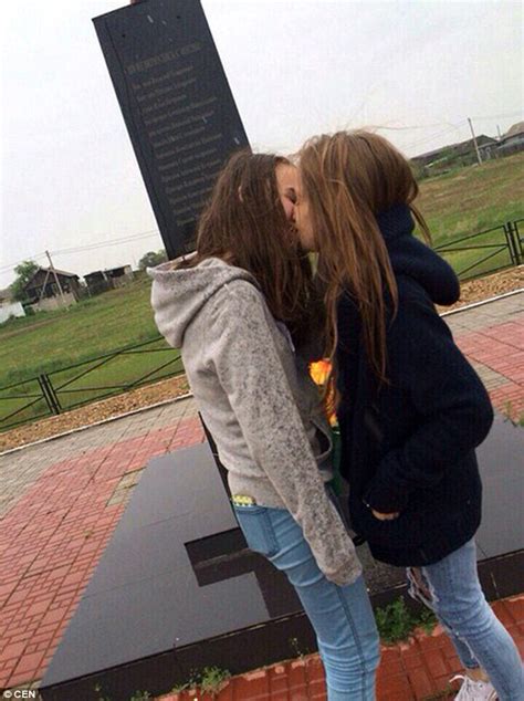 Russian War Veterans Outraged At Teen Lesbians Photograph Of Themselves