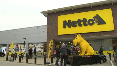 netto boss sees discount gap  pilot store