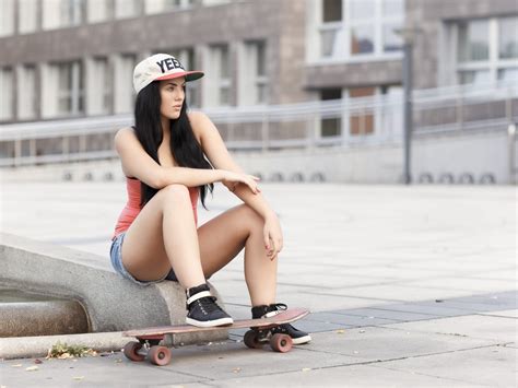 Women Jean Girls Jean Shorts 720p Skateboard Shorts Sitting Hd