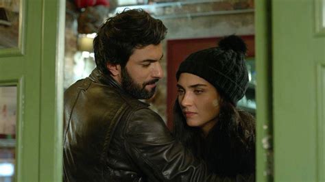 Engin Akyürek As Ömer And Tuba Buyukustun As Elif In The Turkish Tv