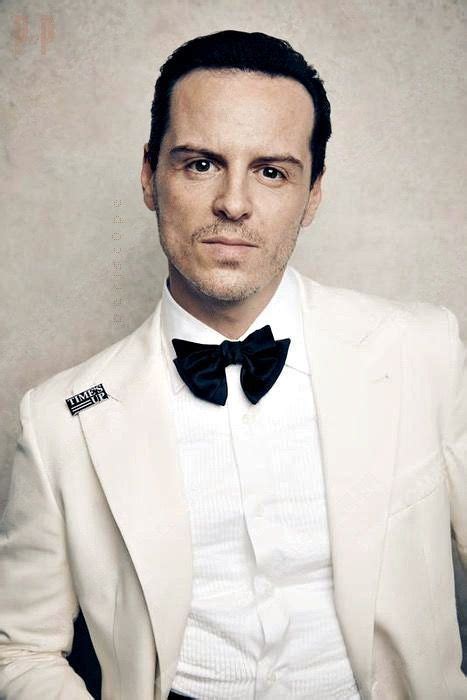 Pin By Brittany Lindberg On Faces Andrew Scott Jim Moriarty Hot Actors