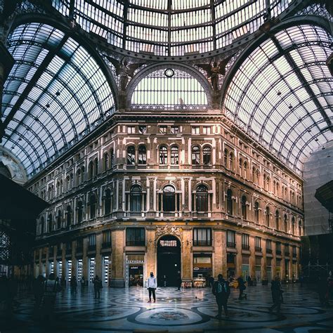 galleria umberto    public shopping gallery  naples southern