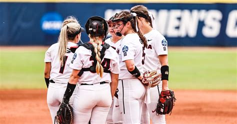 georgia softball eliminated by oklahoma from women s college world series