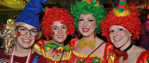 carnaval bij paljas paljas carnavalsvereniging zevenaarpaljas carnavalsvereniging zevenaar