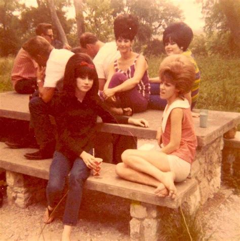 Pin By Stephanie On Funny Haha Vintage Hairstyles Big Hair 60s Photos