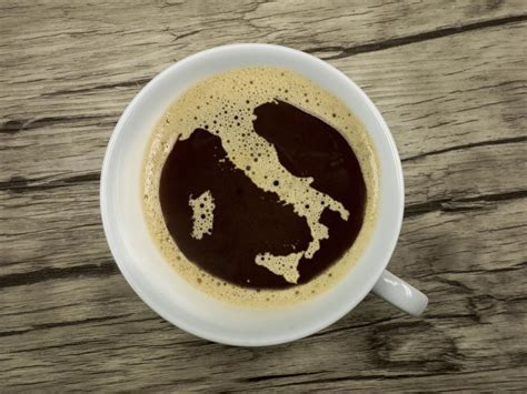 beverage enthusiasts guide  types  italian coffee drinks