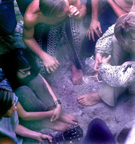 rare and unseen color photographs of america s hippie communes from the