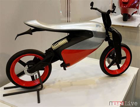 delhi auto expo iit bombay exhibits innovative redesigned  restyled models