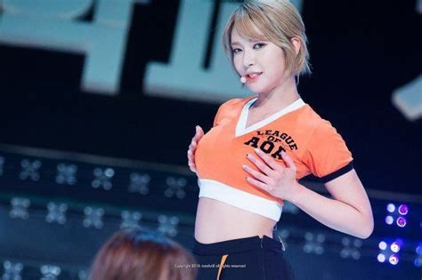 This May Be The Sexiest Moment Of Aoa Choa Caught On