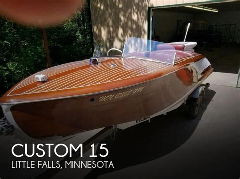 custom    sale   boats  usacom