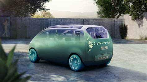mini        driving pod   vision urbanaut concept