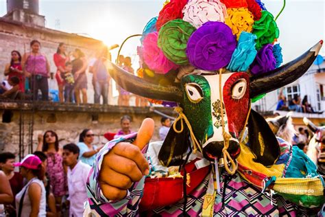 carnaval  mexico tradicao marcada por cores  diversidade veja